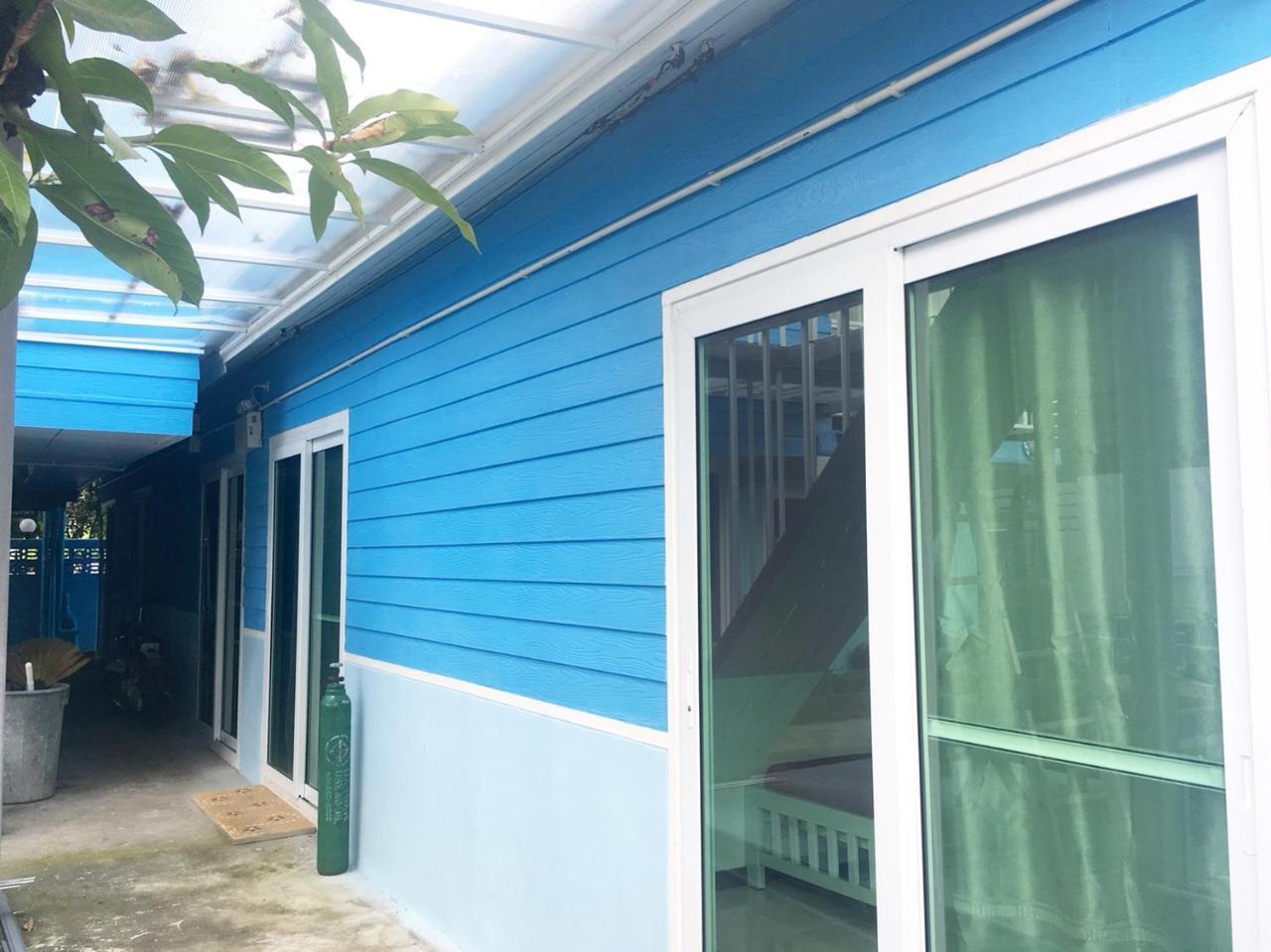 Albergue Ruean Mai Hom Bangkok Exterior foto